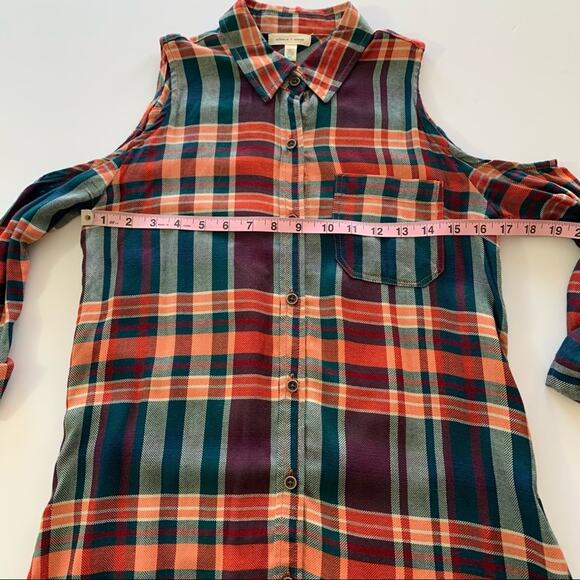 Via Penny Lane Reworked Apparel | Margaritaville Graphic Button Up Flannel Shirt - Picture 2 of 9